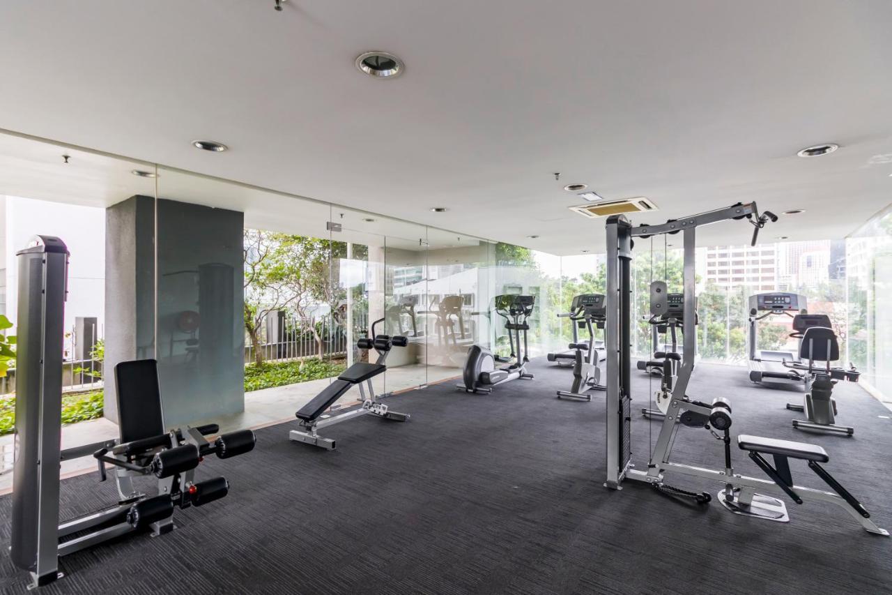 Pj8 Service Suites By Airhost Petaling Jaya Buitenkant foto