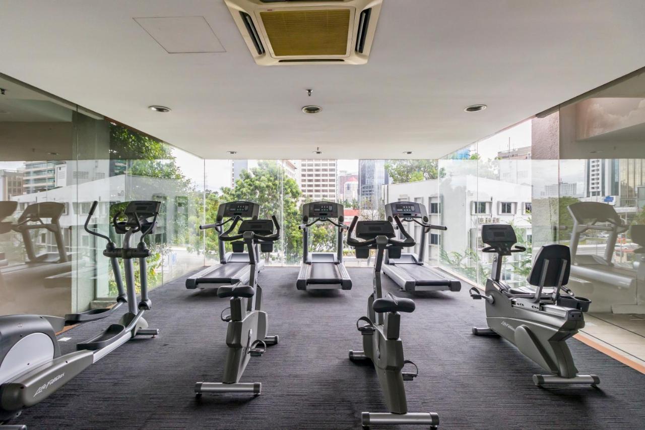 Pj8 Service Suites By Airhost Petaling Jaya Buitenkant foto